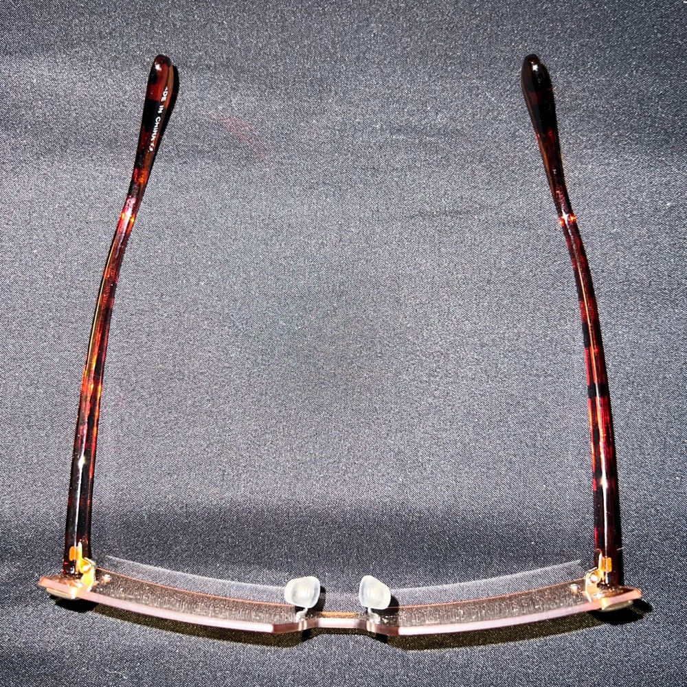 Rectangular Gold Sunglasses - Picture 2 of 3